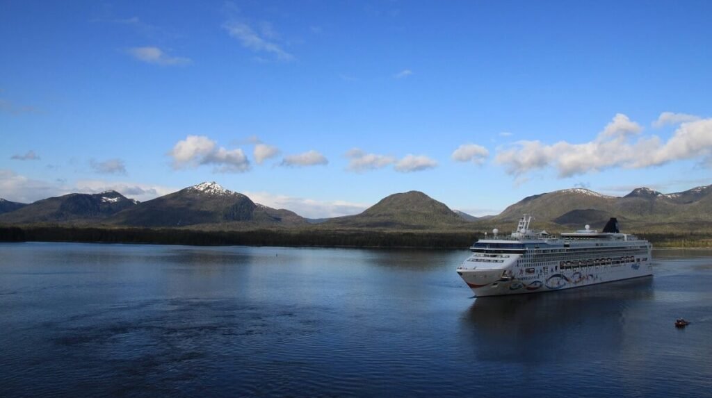 best Alaska cruise tour to anchorage