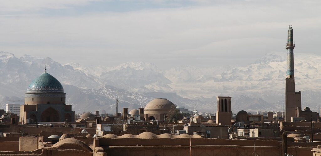 Iran country travel guide 